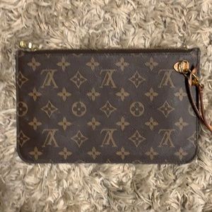LOUIS VUITTON Monogram Neverfull MM GM Pochette